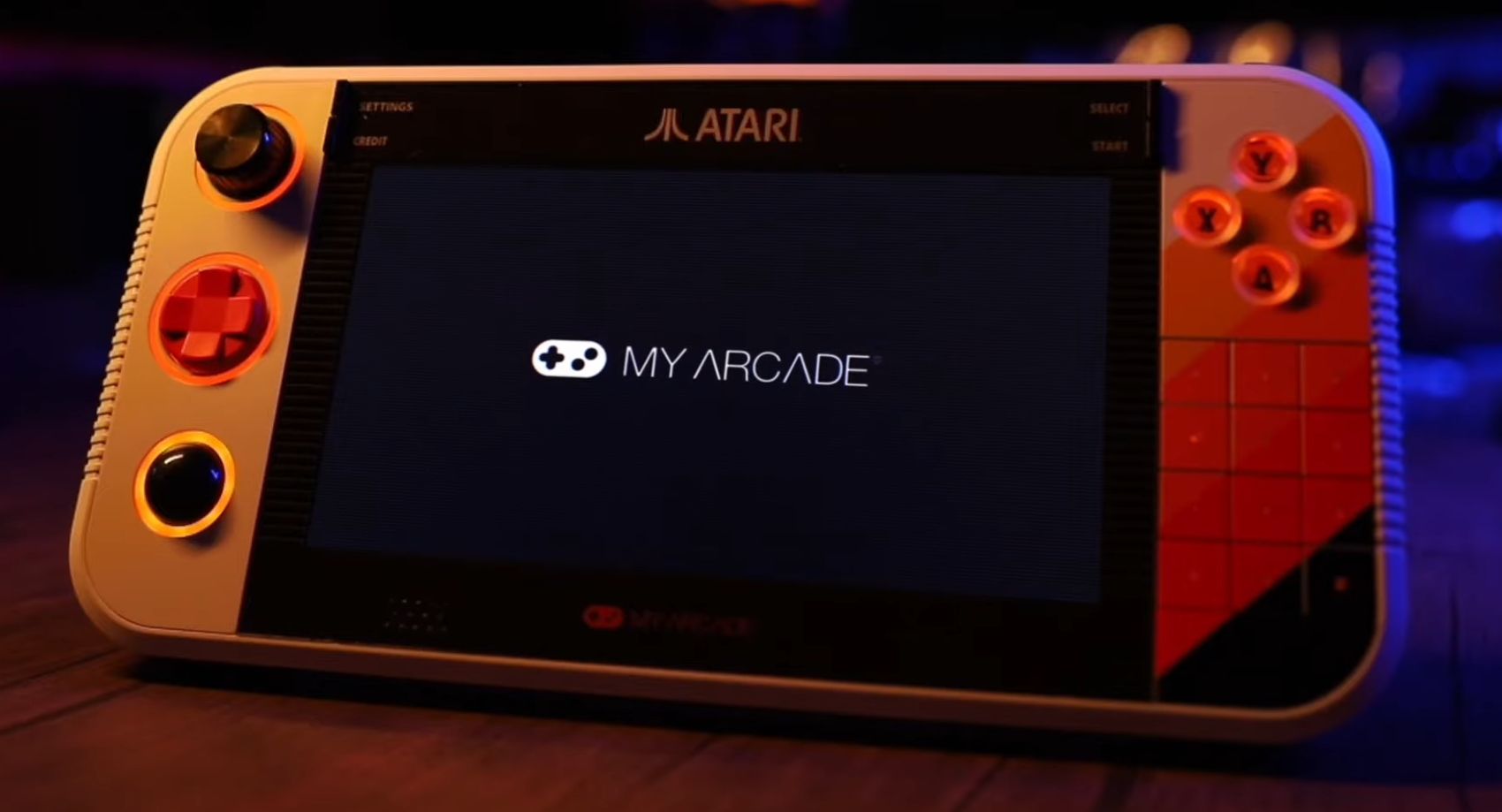 雅达利将在 CES 2025 推出 Atari Gamestation Go 掌机：配备轨迹球、数字键盘